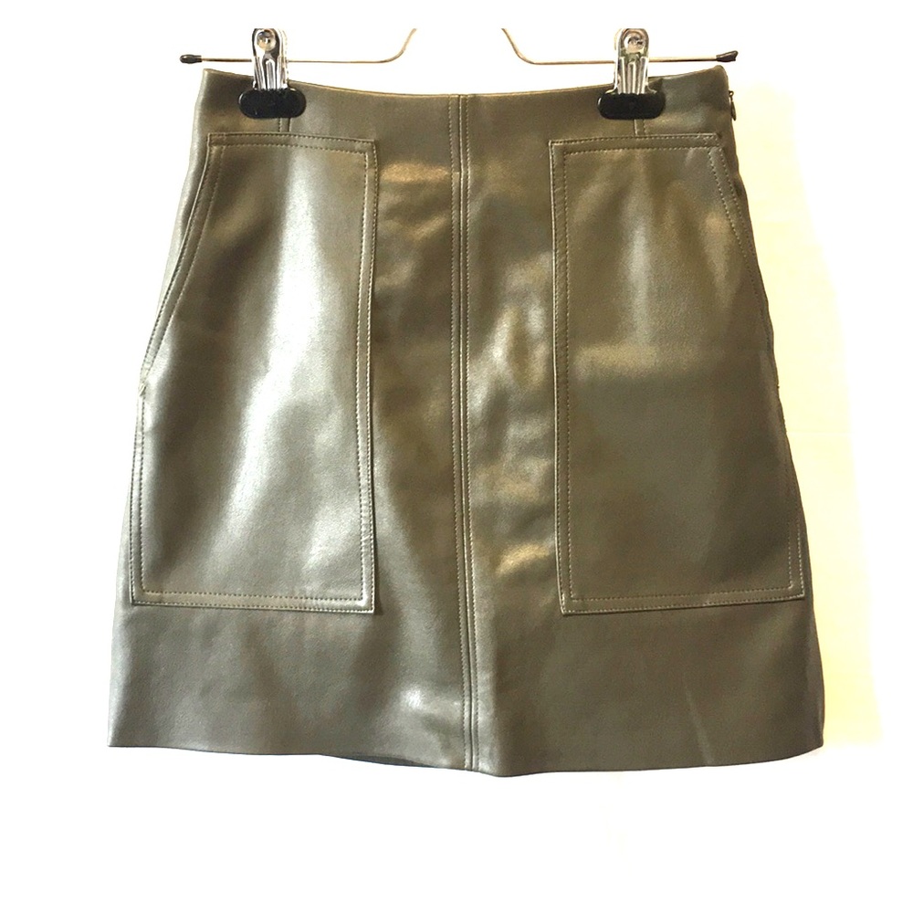 Faux Leather Mini Skirt - Picture 4 of 6